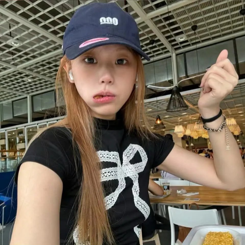 卧底交锋：大嫂的棋局